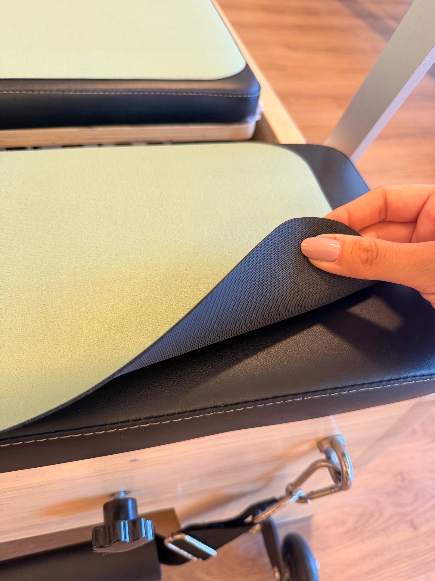 Olive Tail Mat