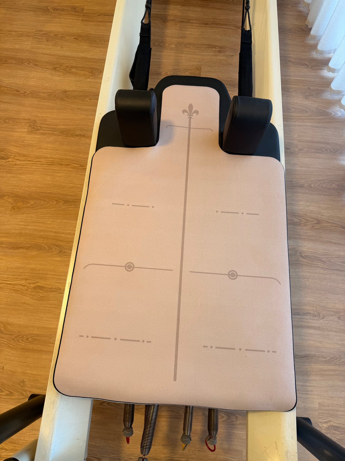 Nude Grid Mat