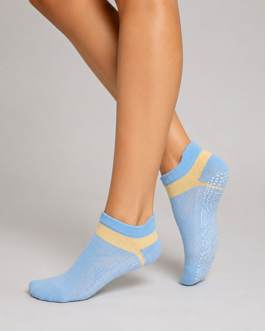Skyline Grip Socks